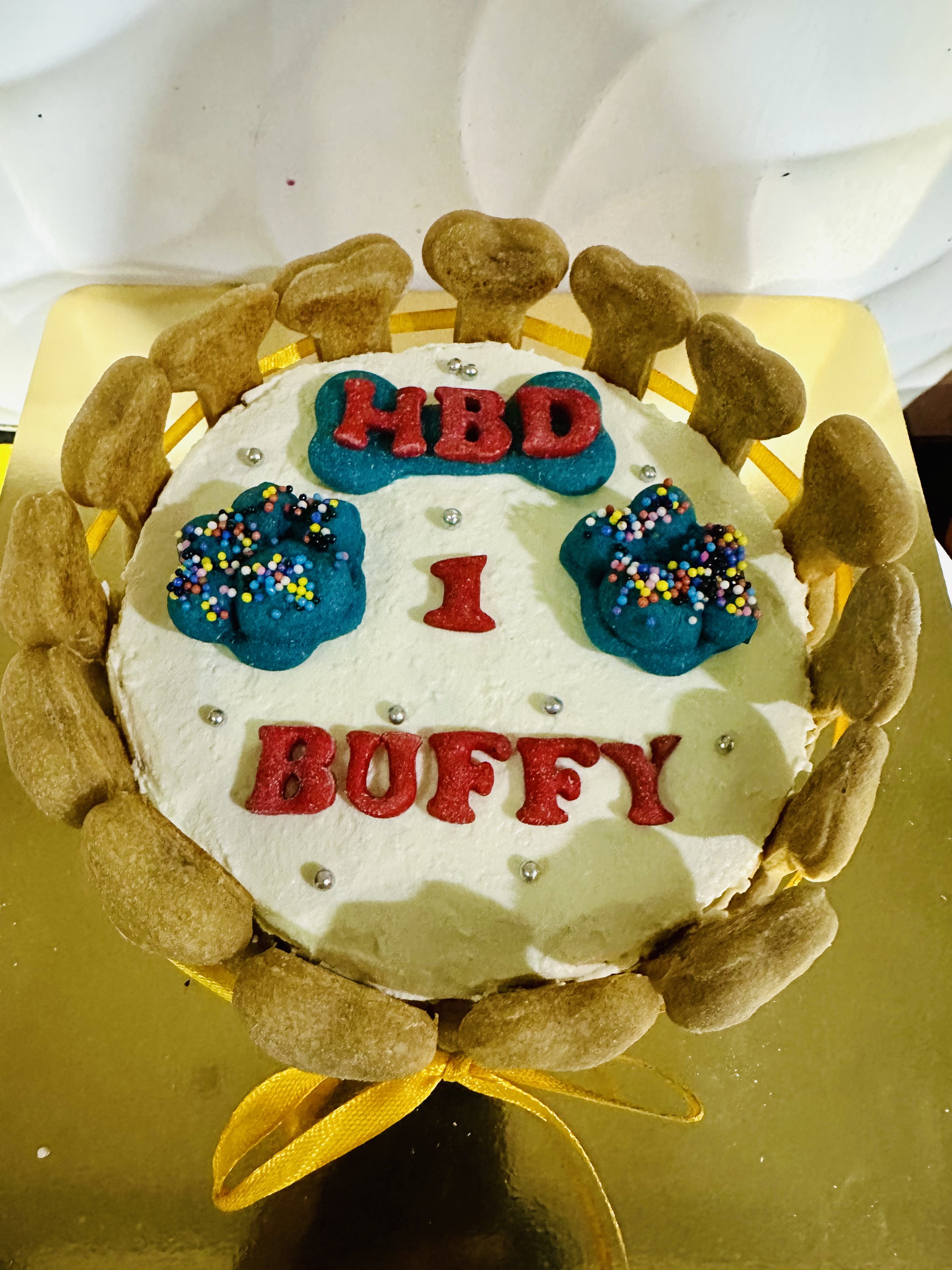 Round cake